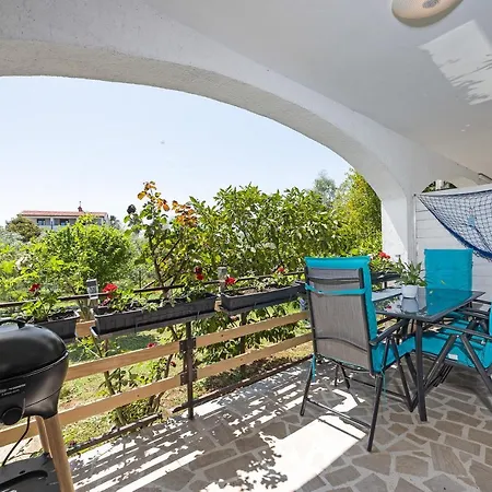 Apartment Romeo&julia- Newly Refurbished Near Medulin *