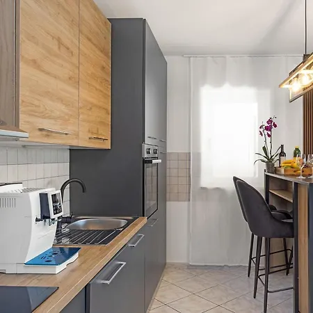 Romeo&julia- Newly Refurbished Near Medulin Apartment Pomer